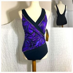 Robby Len NWT Wrap One Piece Swimsuit Size Size 8